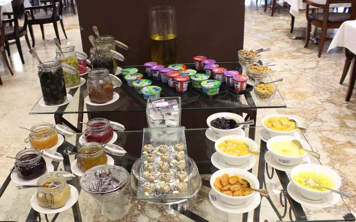 WAVES INTERNATIONAL FOODS (Copy).jpg